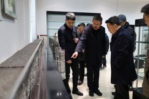 湖南洞口县委书记吴韬到访米兰网页版集团并签订合作框架协议